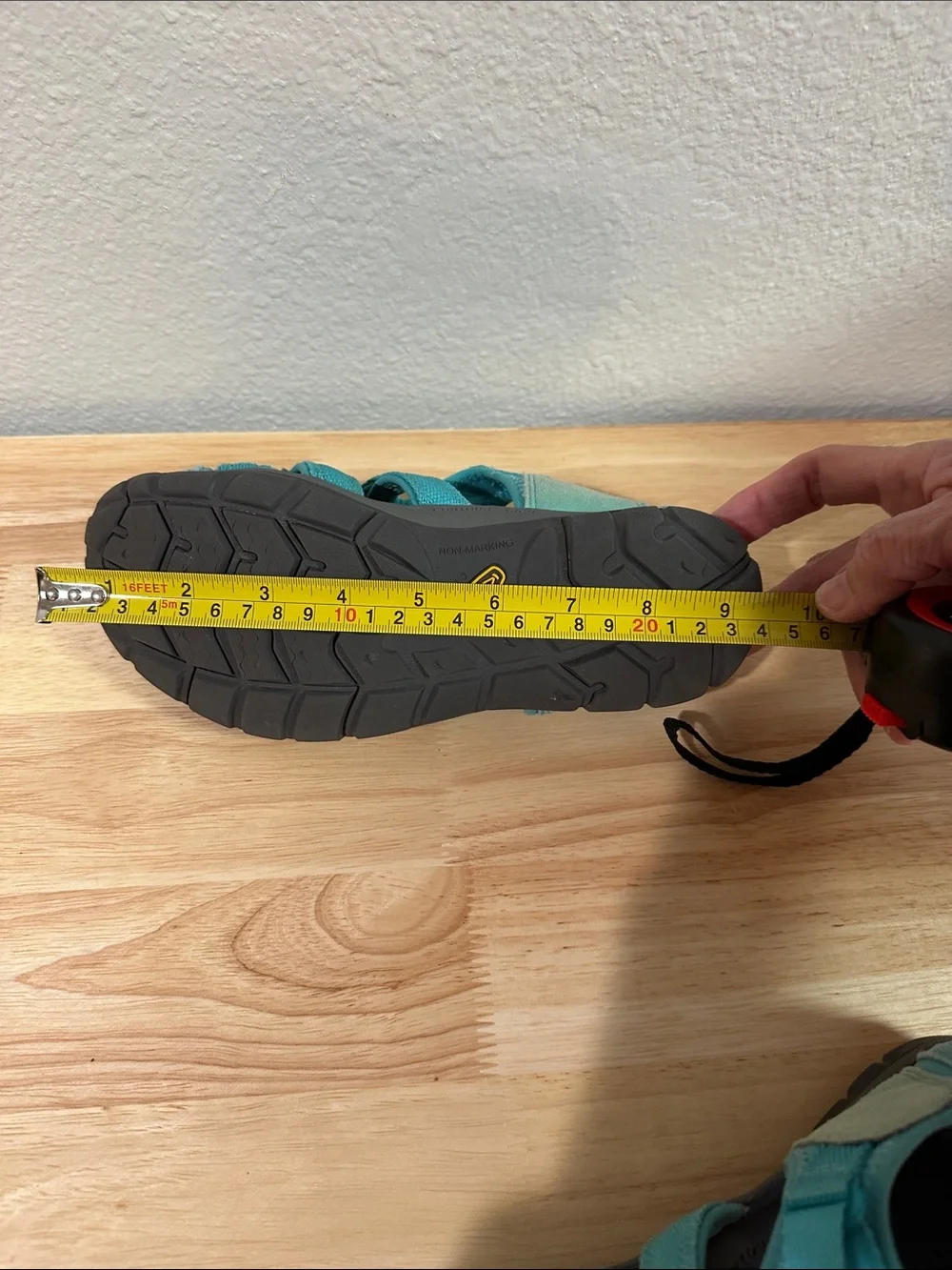 Keen Seacamp II CNX Teal Blue Washable Sport Sandals Big Kids Size 4